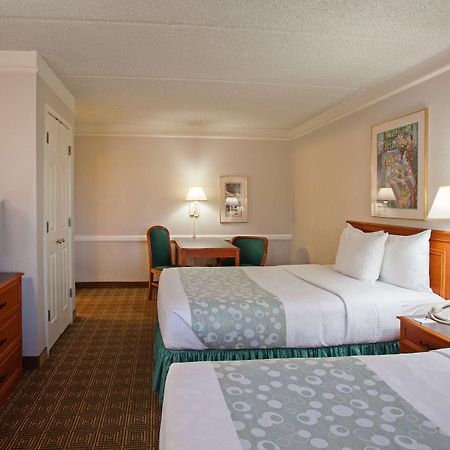 La Quinta Inn & Suites By Wyndham San Bernardino Esterno foto